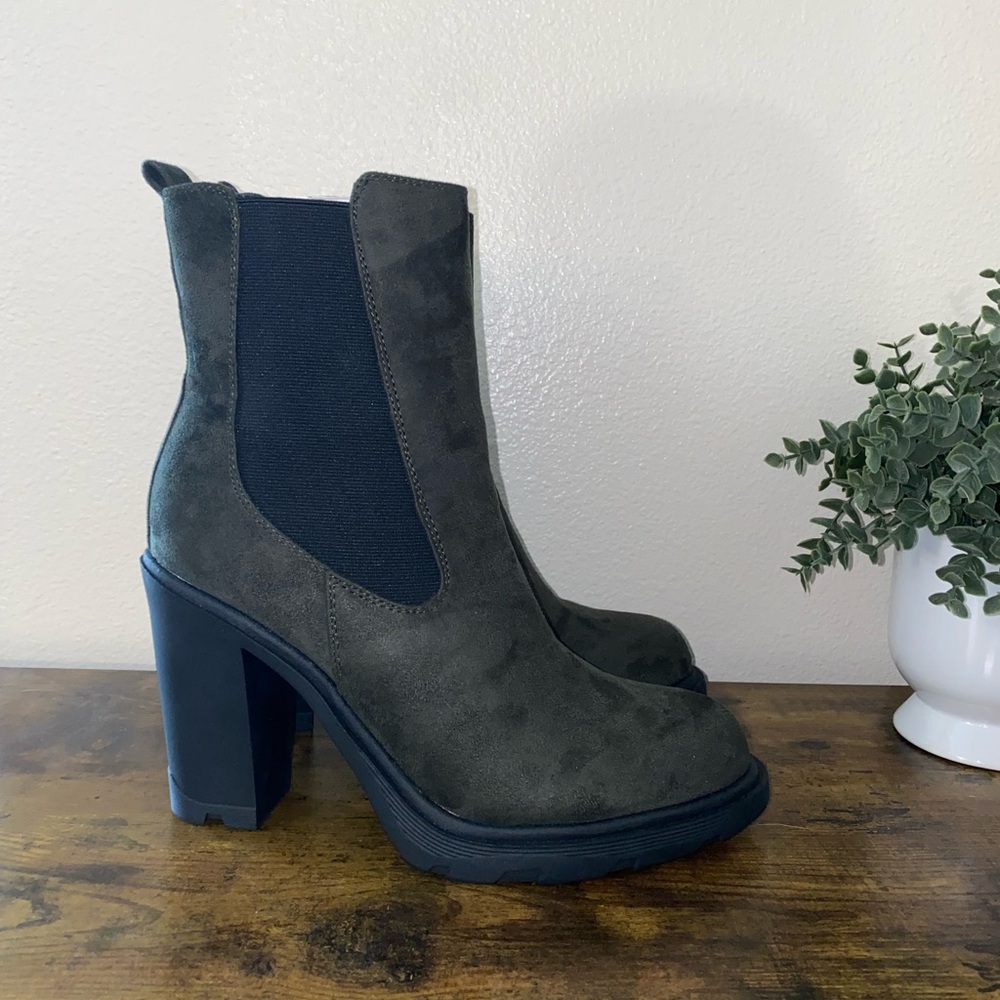 Nine West Ream Women's High Heel Chelsea Boots